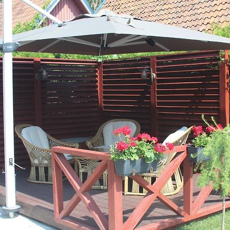 Heritage House Nida With 2 Bedrooms & Free Parking Kültér fotó