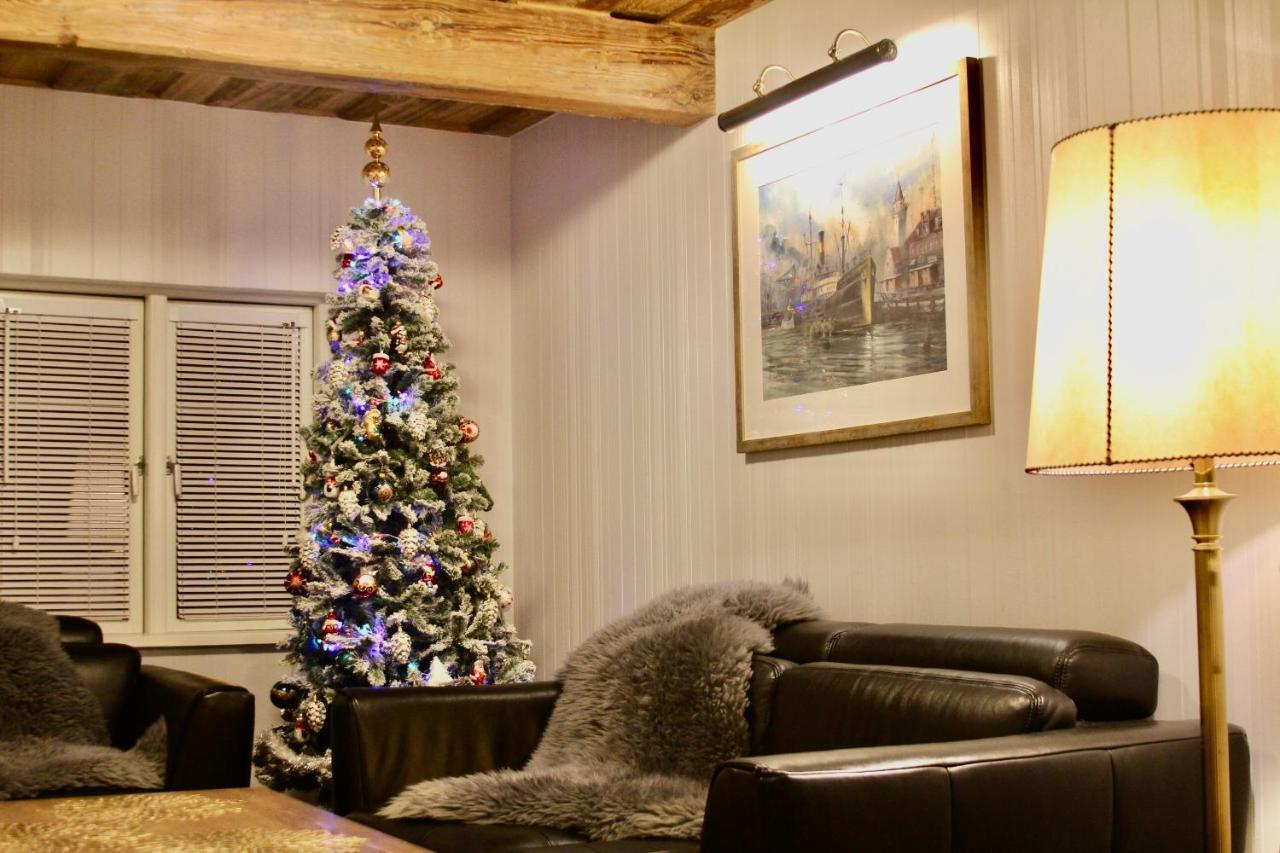 Heritage House Nida With 2 Bedrooms & Free Parking Kültér fotó